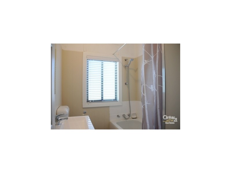 66 Lithgow Street, Campbelltown NSW 2560