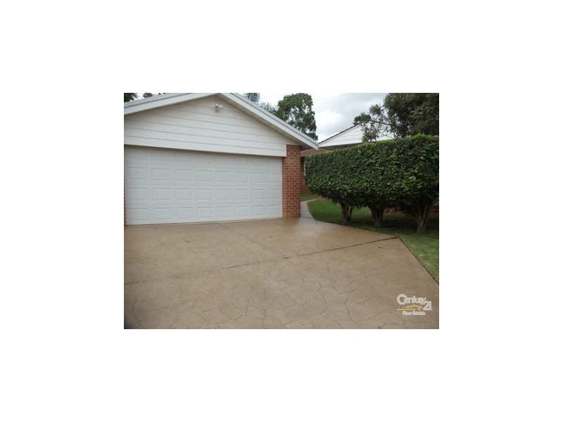 7 Gossamer Place, Macquarie Fields NSW 2564
