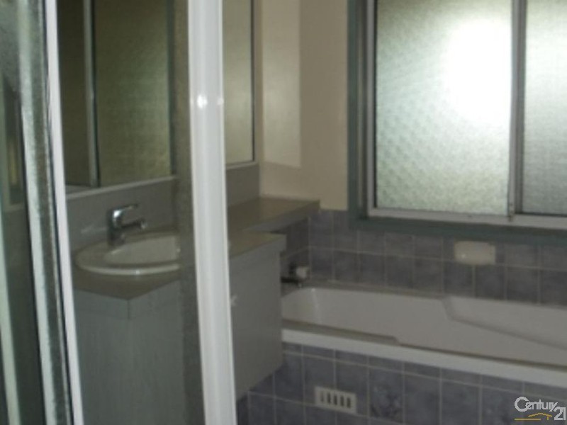 39 Claypole Street, Ambarvale NSW 2560