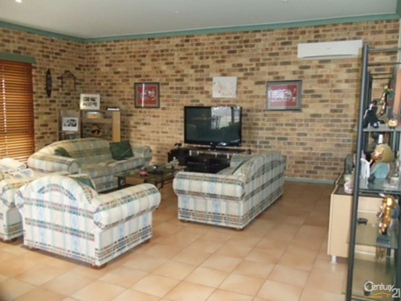 2 Noffs Place, Bonnyrigg Heights NSW 2177