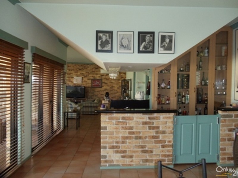 2 Noffs Place, Bonnyrigg Heights NSW 2177