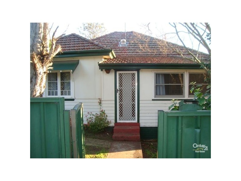 17 Condamine Street, Campbelltown NSW 2560