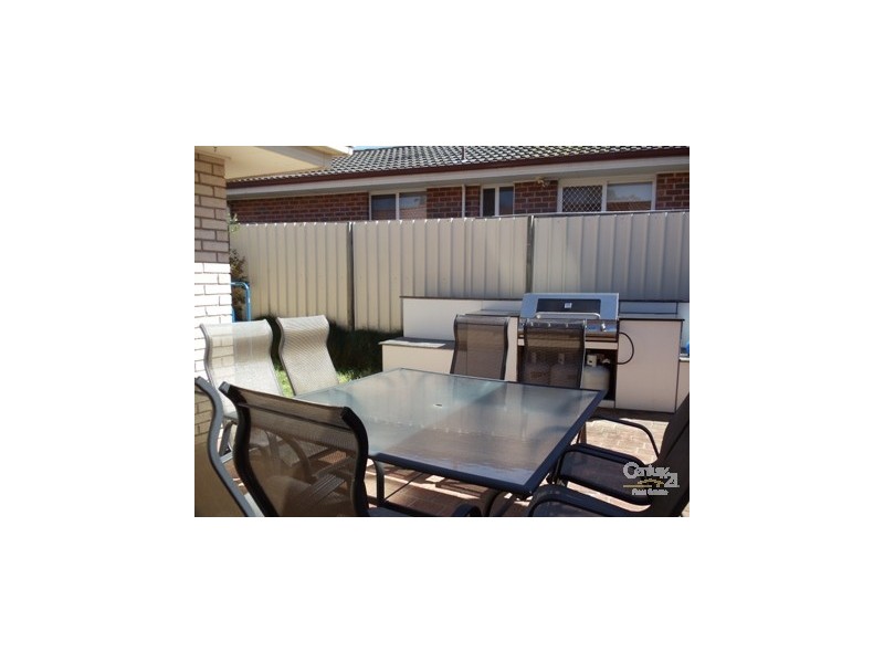 1 Ore Place, Eagle Vale NSW 2558
