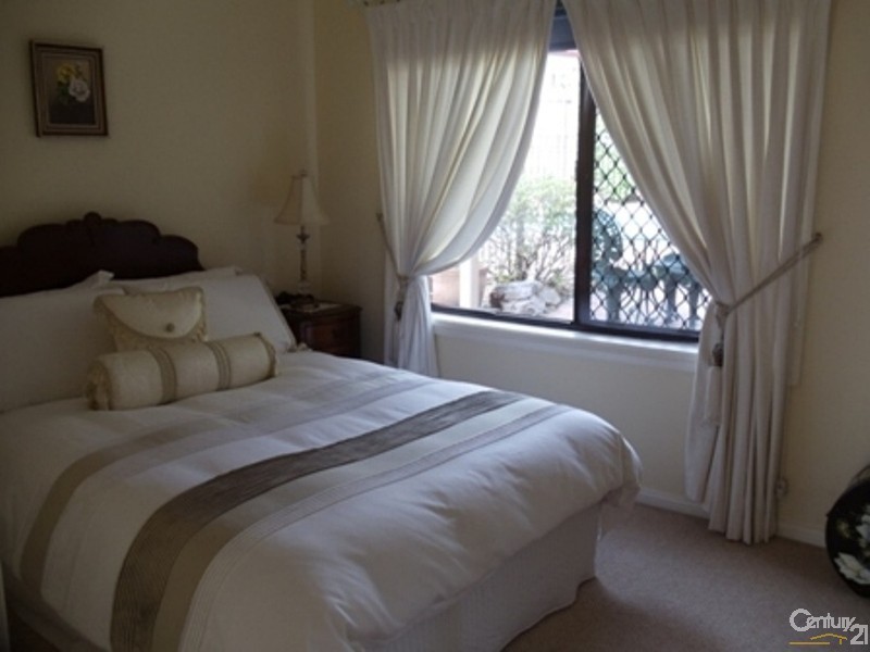 5 Keira Street, Ruse NSW 2560