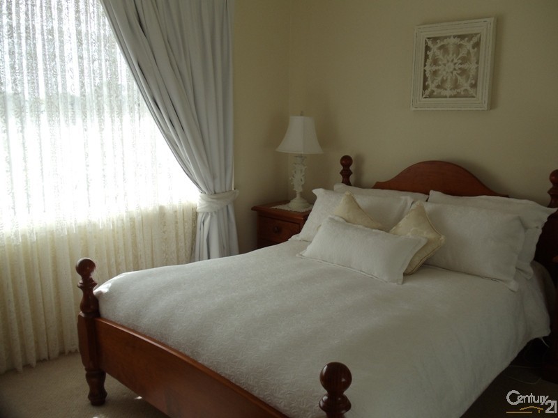 5 Keira Street, Ruse NSW 2560