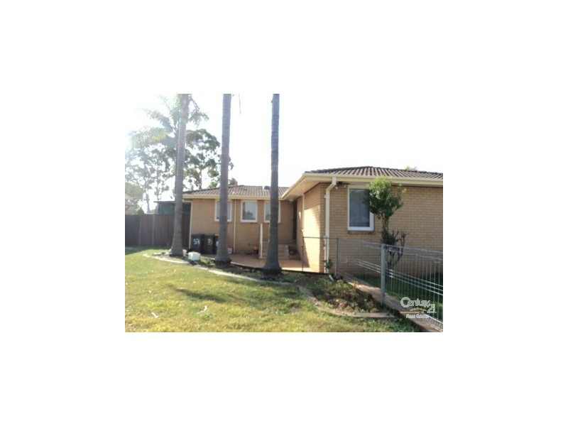 53 Eucalyptus Drive, Macquarie Fields NSW 2564