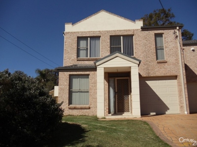 29 High Street, Campbelltown NSW 2560