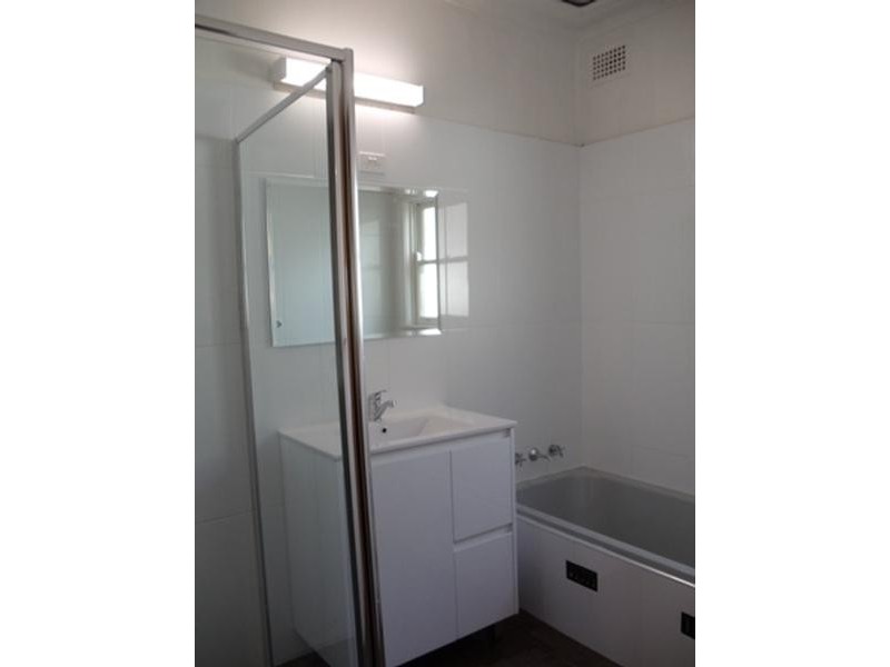 18 Innes Street, Campbelltown NSW 2560