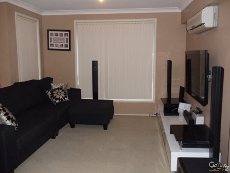 9A Withnell Crescent, St Helens Park NSW 2560
