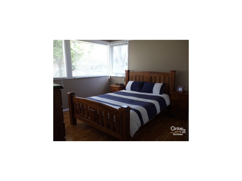 39 Macleay Street, Bradbury NSW 2560