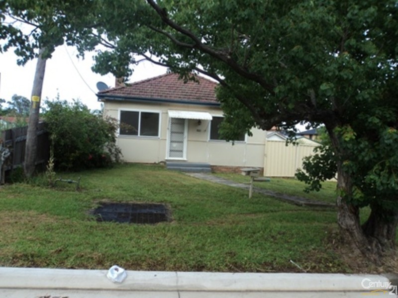 155 Dumaresq Street, Campbelltown NSW 2560