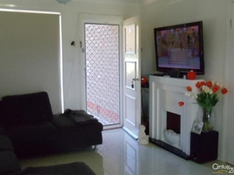 22/8 Wickfield Circuit, Ambarvale NSW 2560