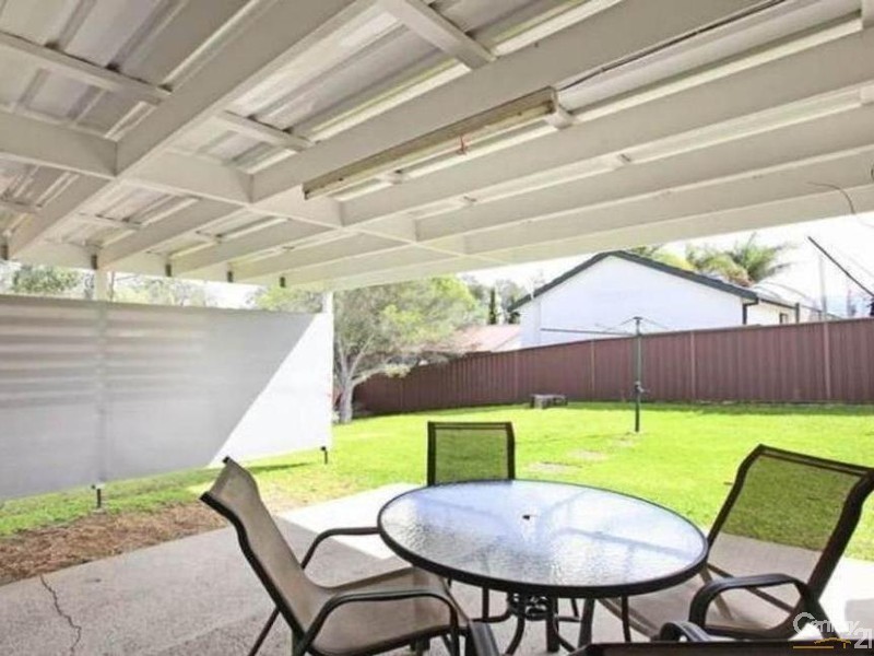 64 Kearns Avenue, Kearns NSW 2558