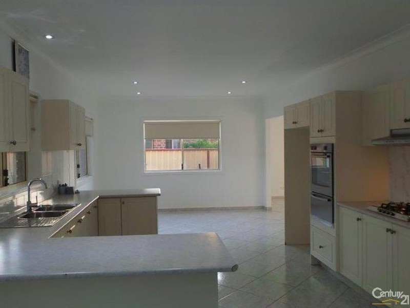 21 Cranberry Street, Macquarie Fields NSW 2564