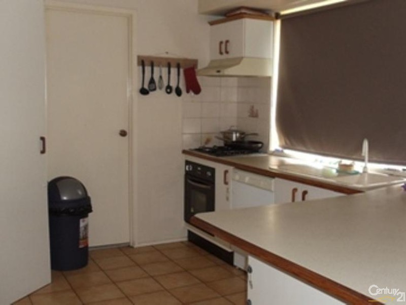 79 Kellerman Drive, St Helens Park NSW 2560