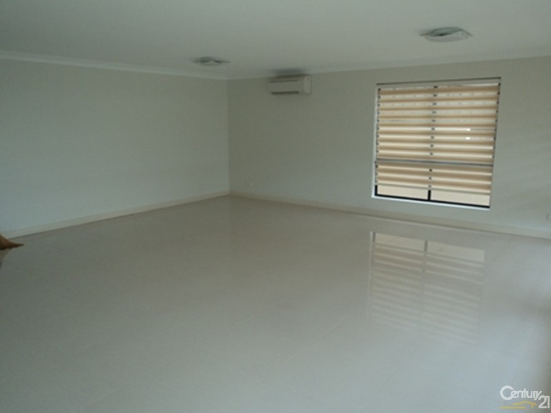 Macquarie Links NSW 2565