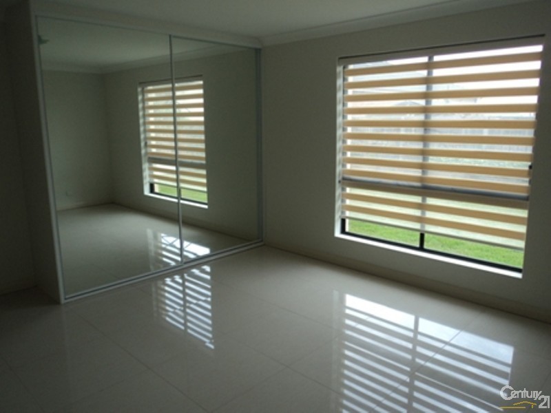 Macquarie Links NSW 2565