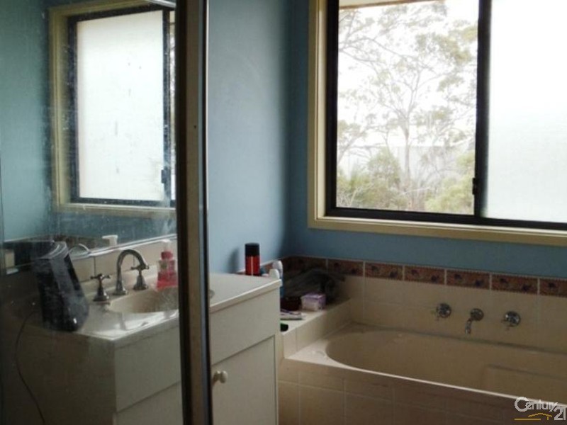 32 Maryfields Drive, Blair Athol NSW 2560