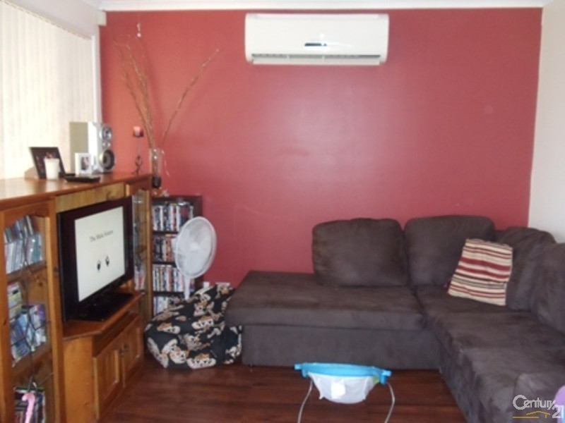 2/127 Gould Road, Eagle Vale NSW 2558