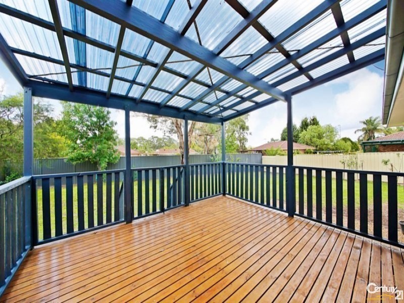 10 Poppy Close, Rosemeadow NSW 2560