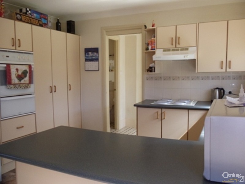 13B Pyrite Place, Eagle Vale NSW 2558