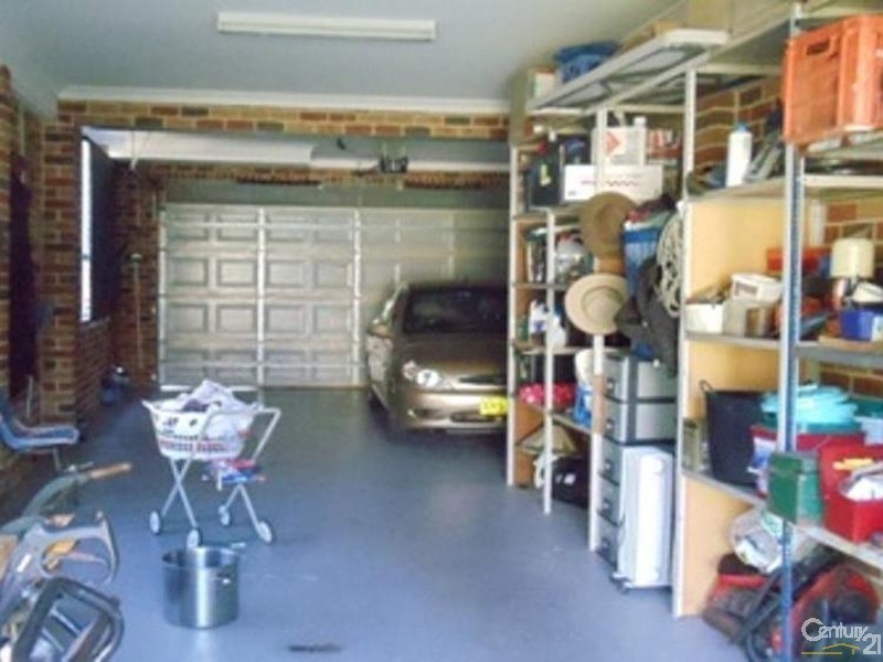 29 Sir Warwick Fairfax Drive, Harrington Park NSW 2567