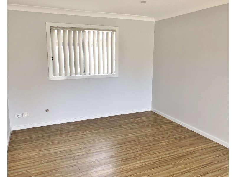 3A Theseus Circuit, Rosemeadow NSW 2560