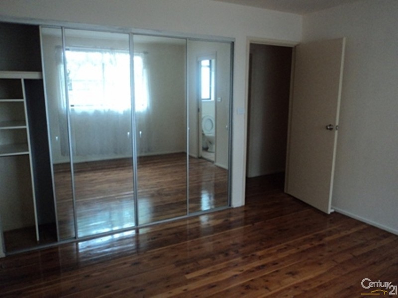 223 Wyangala Crescent, Leumeah NSW 2560