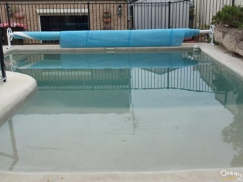 157 Englorie Park Drive, Glen Alpine NSW 2560