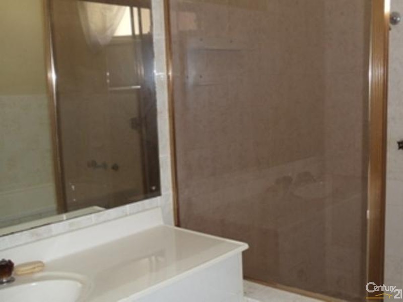 18 King Street, Campbelltown NSW 2560