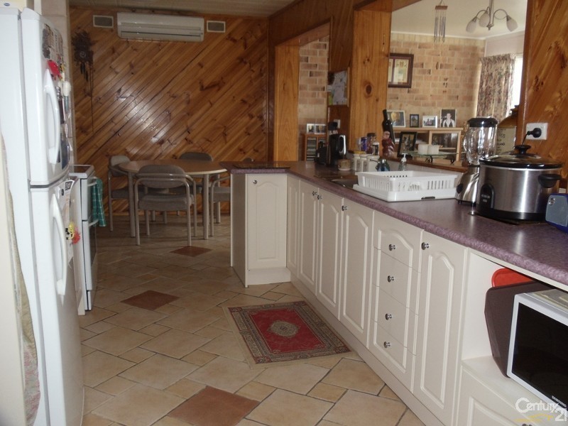 19 Fern Avenue, Bradbury NSW 2560