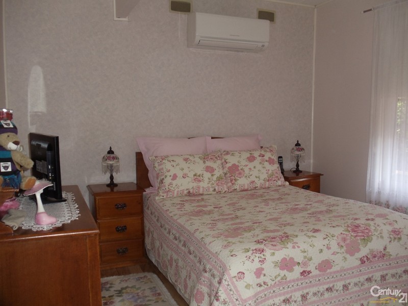 19 Fern Avenue, Bradbury NSW 2560