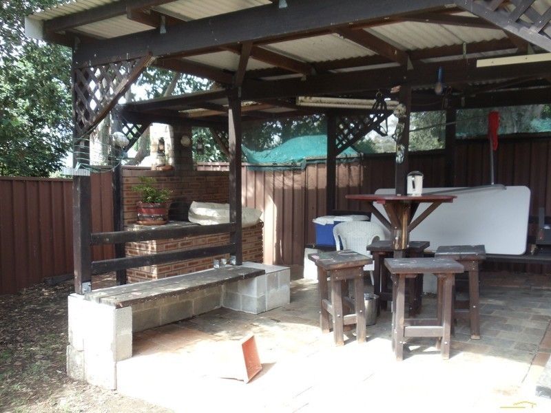 19 Fern Avenue, Bradbury NSW 2560