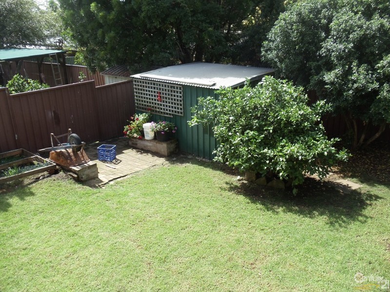 19 Fern Avenue, Bradbury NSW 2560