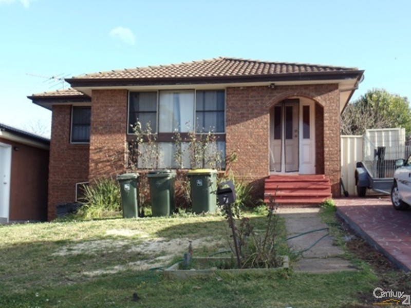 7 Roderigo Close, Rosemeadow NSW 2560