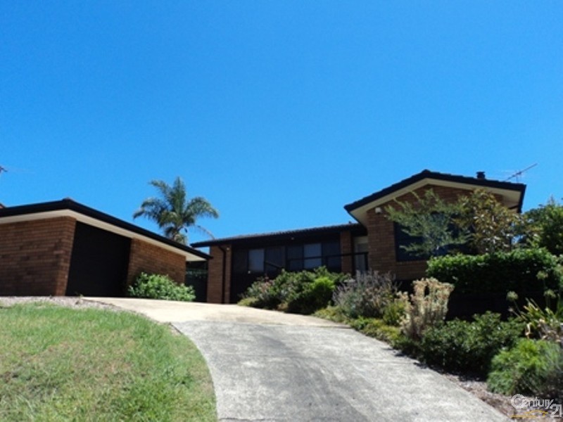 10 Lawn Avenue, Bradbury NSW 2560