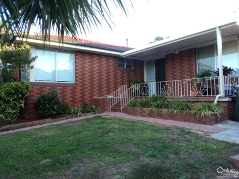 28 Evergreen Avenue, Bradbury NSW 2560