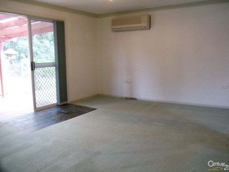 29 Wyangala Crescent, Leumeah NSW 2560