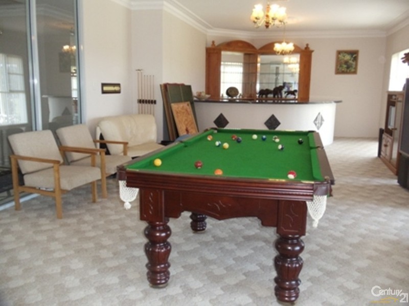 3 Culverston Avenue, Denham Court NSW 2565