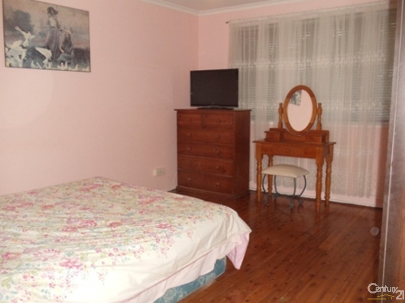 141 Junction Road, Ruse NSW 2560