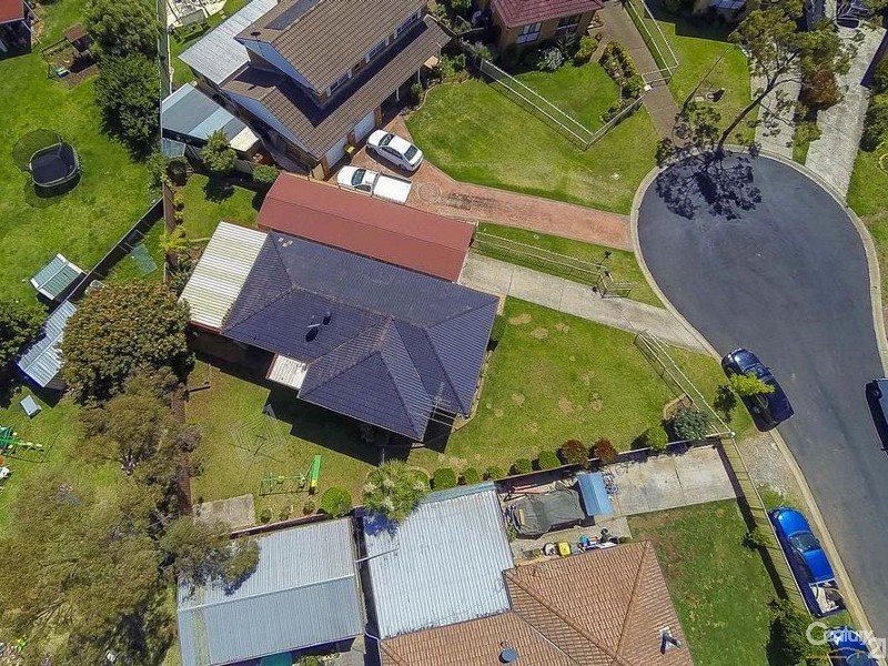 15 Emilia Close, Rosemeadow NSW 2560