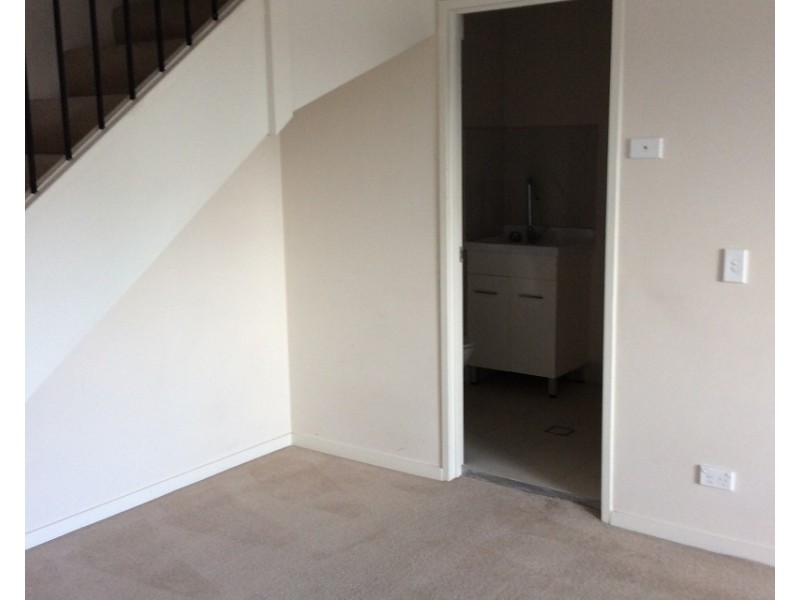 52/15-17 Warby Street, Campbelltown NSW 2560