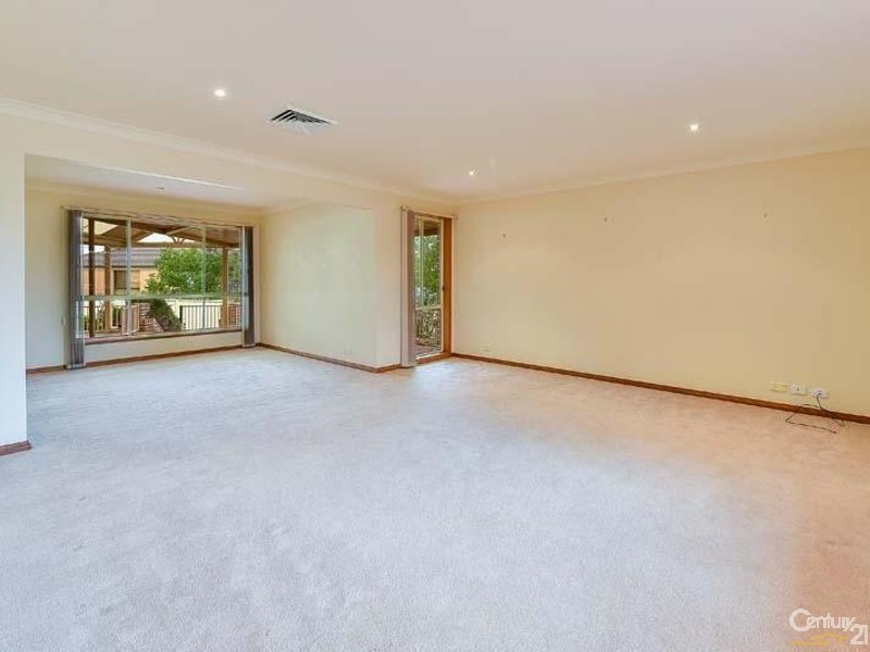 53 Mountain View Avenue, Glen Alpine NSW 2560