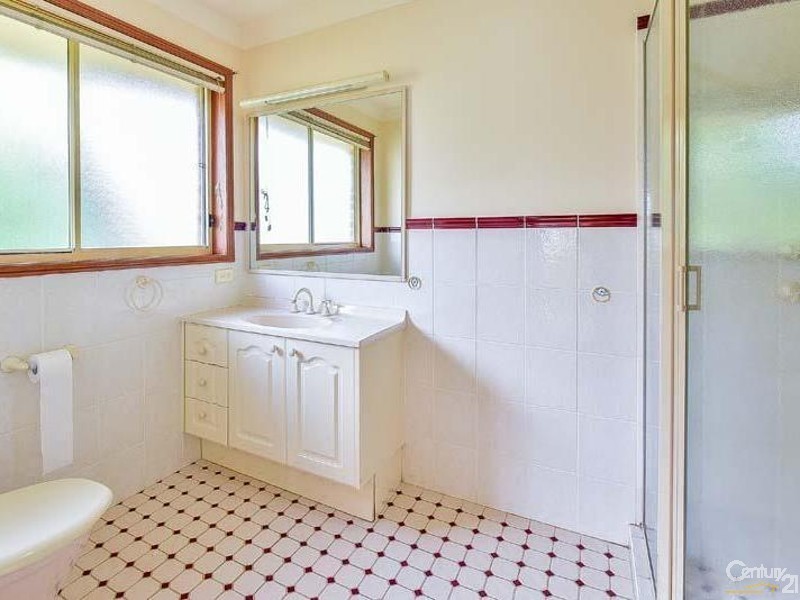 53 Mountain View Avenue, Glen Alpine NSW 2560