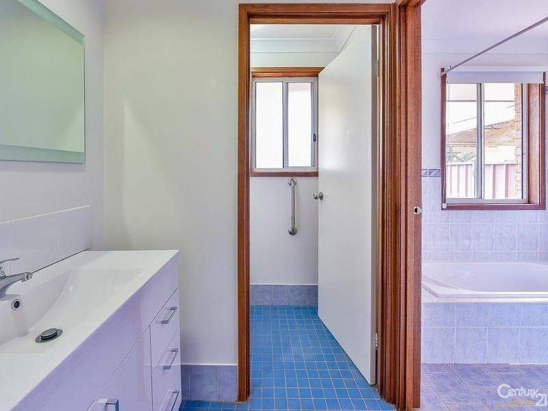 1 Waterworth Drive, Narellan Vale NSW 2567