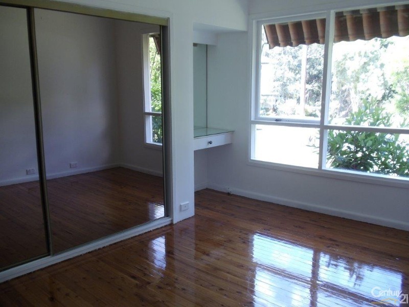 34 Canberra Crescent, Campbelltown NSW 2560