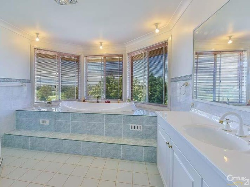 8 Wandella Place, Glen Alpine NSW 2560