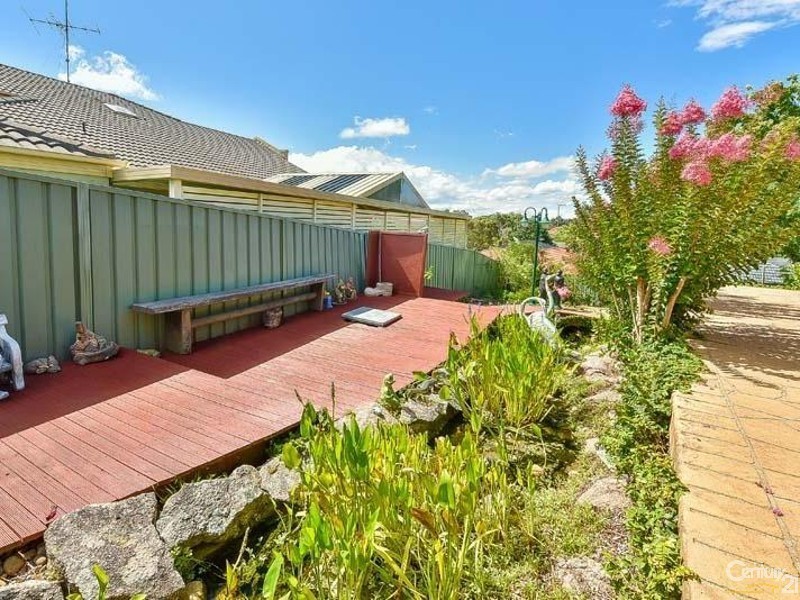 8 Wandella Place, Glen Alpine NSW 2560