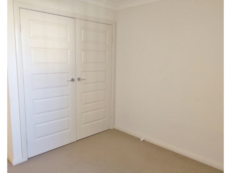 4 Skelton Street, Oran Park NSW 2570