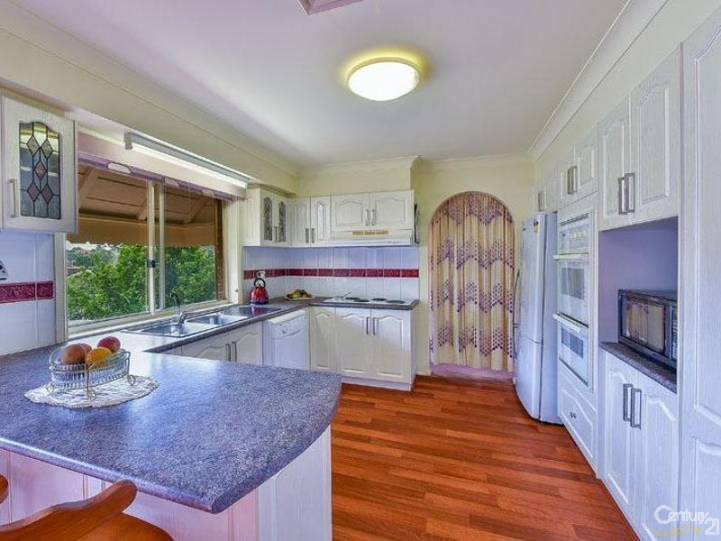 4 Fernleigh Place, Glen Alpine NSW 2560